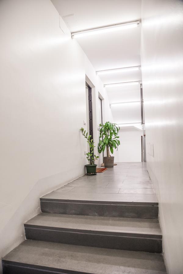 Via Nicastro Open Space Mailand